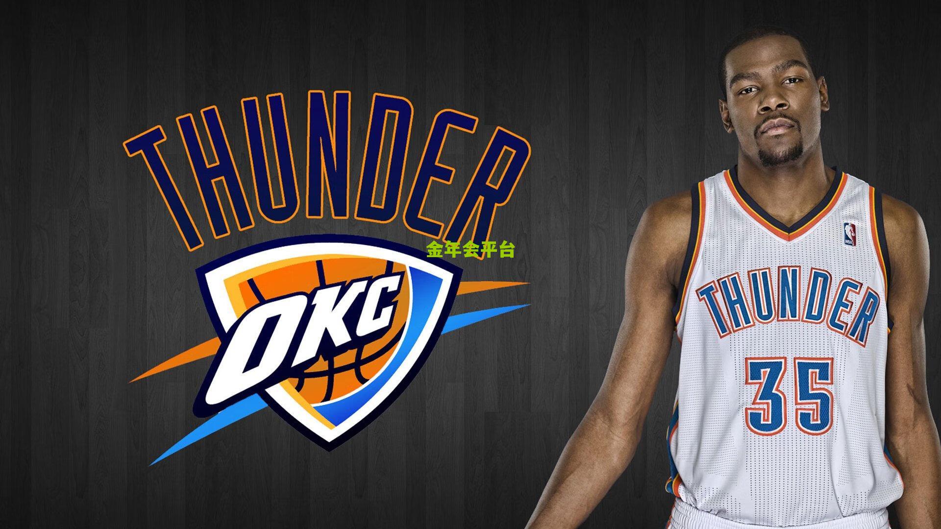 巴萨冬窗锁定防线新核，每体曝两大目标，施洛特贝克与格伊成新伊尼戈候选